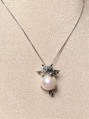 Freshwater Pearl Dragon Pendant - Titanium Steel